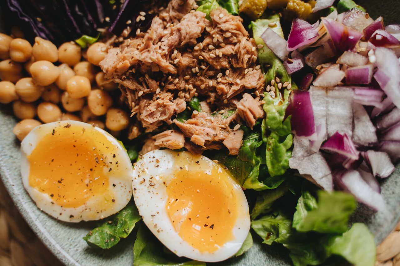 HEALTHY EATING & NUTRITION WEIGHT LOSS